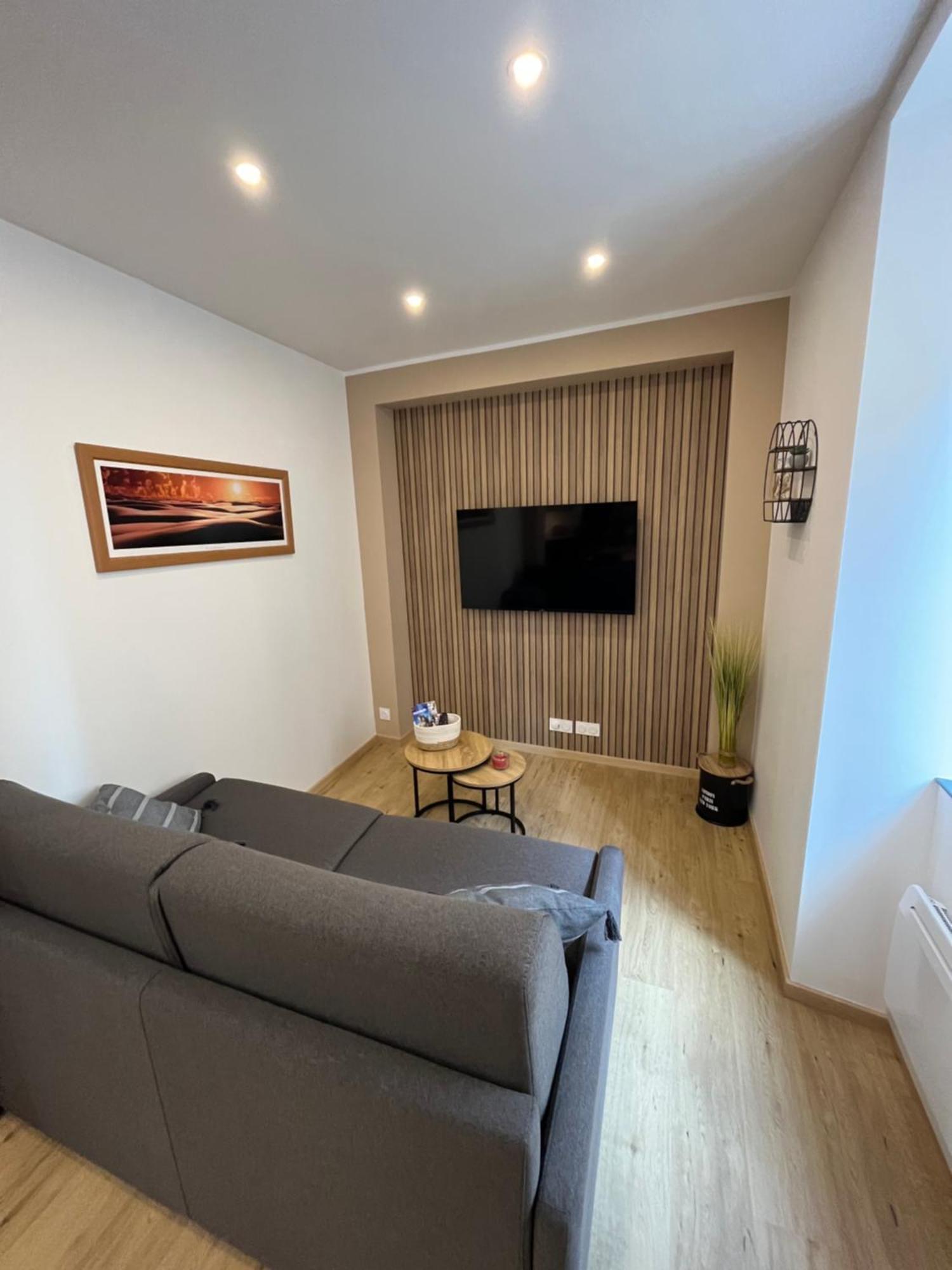 Au 35 Apartment *